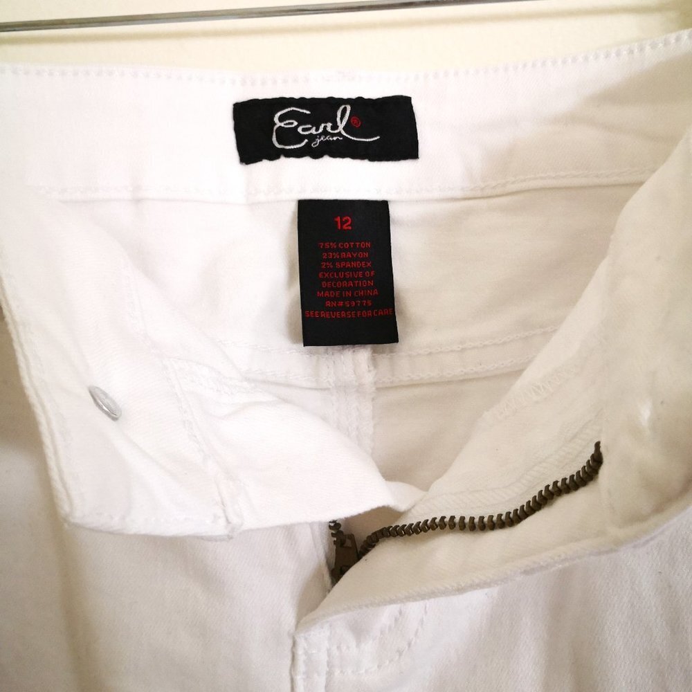 Earl Floral Embroidered Raw Hem White Jeans Skirt Size 12 - Picture 3 of 4